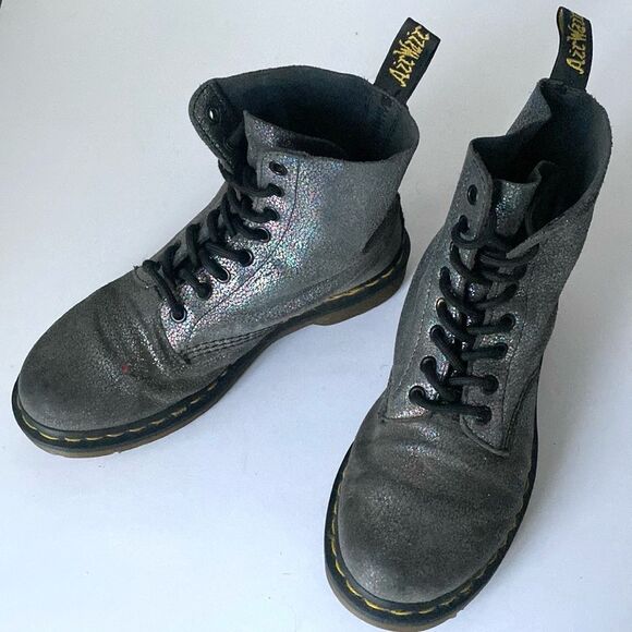 Dr. Martens 1460 Pascal Iridescent Crackle Combat Grunge Boots Gunmetal Sz 7 - Picture 1 of 11